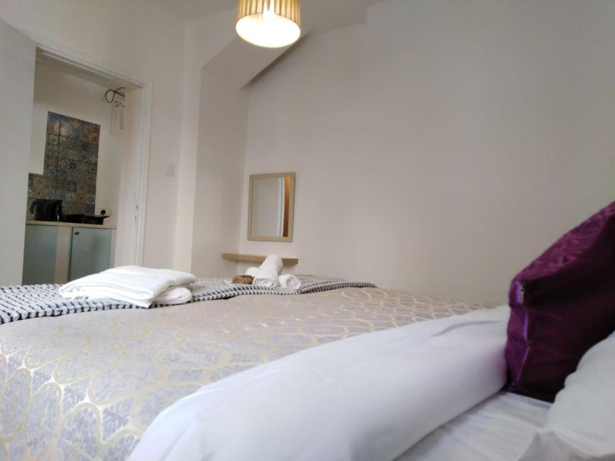 Katsikantaris Homes Paphos Eksteriør billede